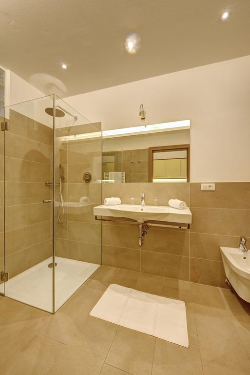 تيرولو Hotel Appartement Inge الغرفة الصورة